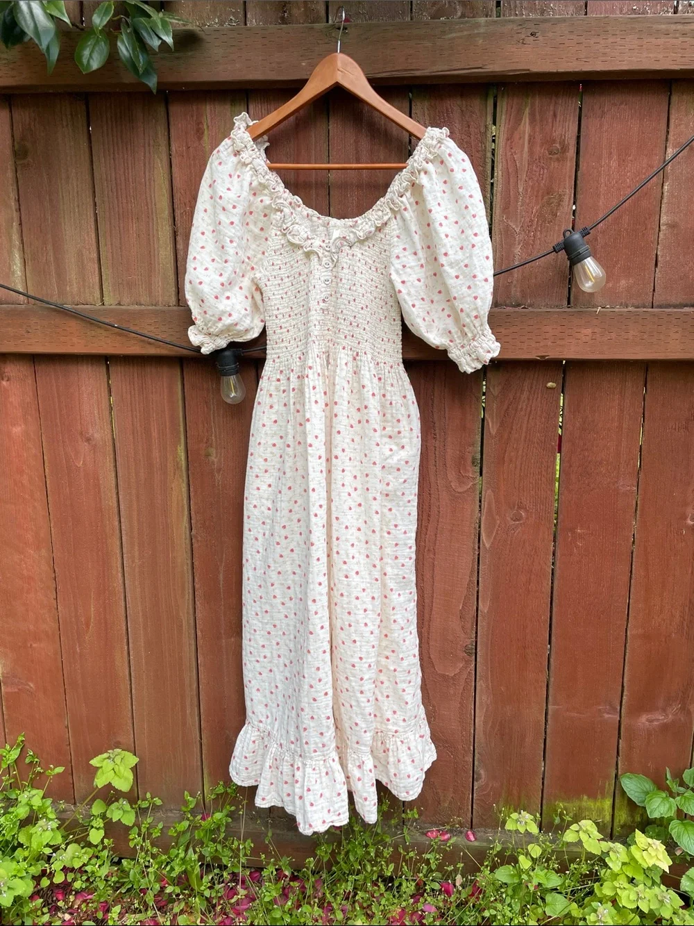 Women's Cream Strawberry Print Puff-Sleeve Maxi Dress - Picture 1 of 4